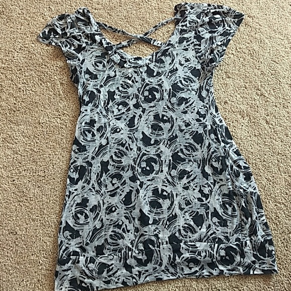 Rue21 t-shirt - Picture 2 of 2